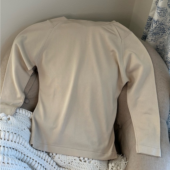 Vintage Givenchy Sport cream turtleneck sweater, size 40 - Picture 8 of 16